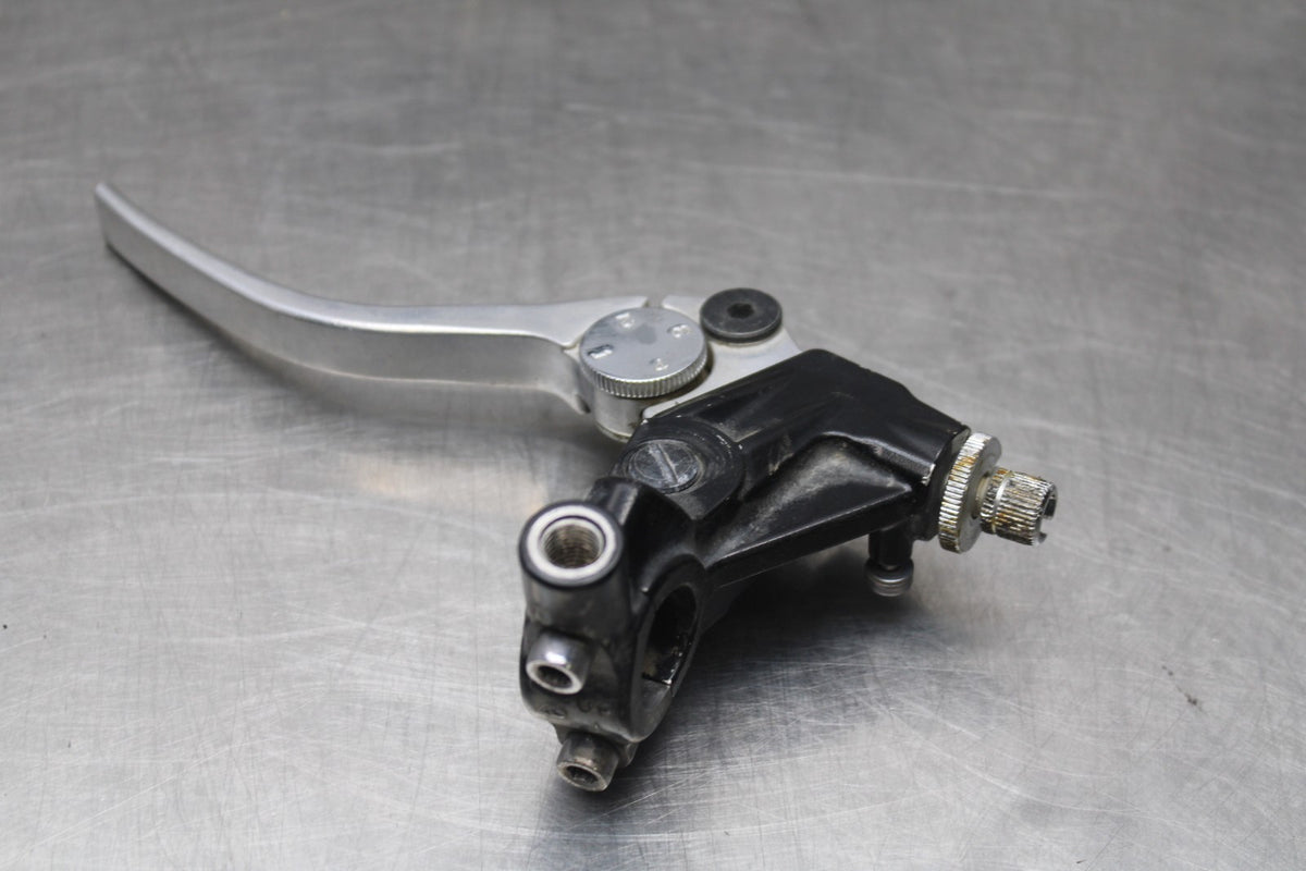 15 TRIUMPH TIGER 800 CLUTCH PERCH MOUNT WITH LEVER  BB873