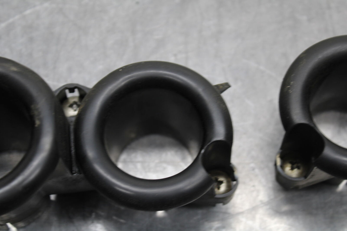 05-06 HONDA CBR600RR AIRBOX INTAKE VELOCITY STACKS BB739