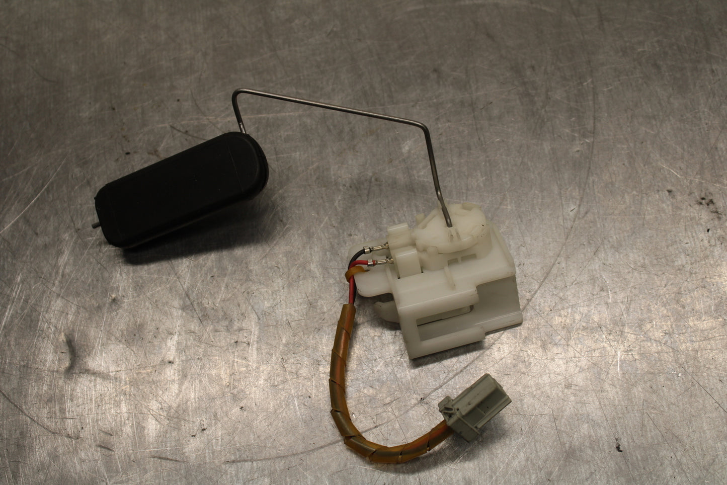 13-16 SUZUKI BANDIT 1250S ABS FLOAT GAS FUEL PETROL LEVEL SENDING UNIT BB134