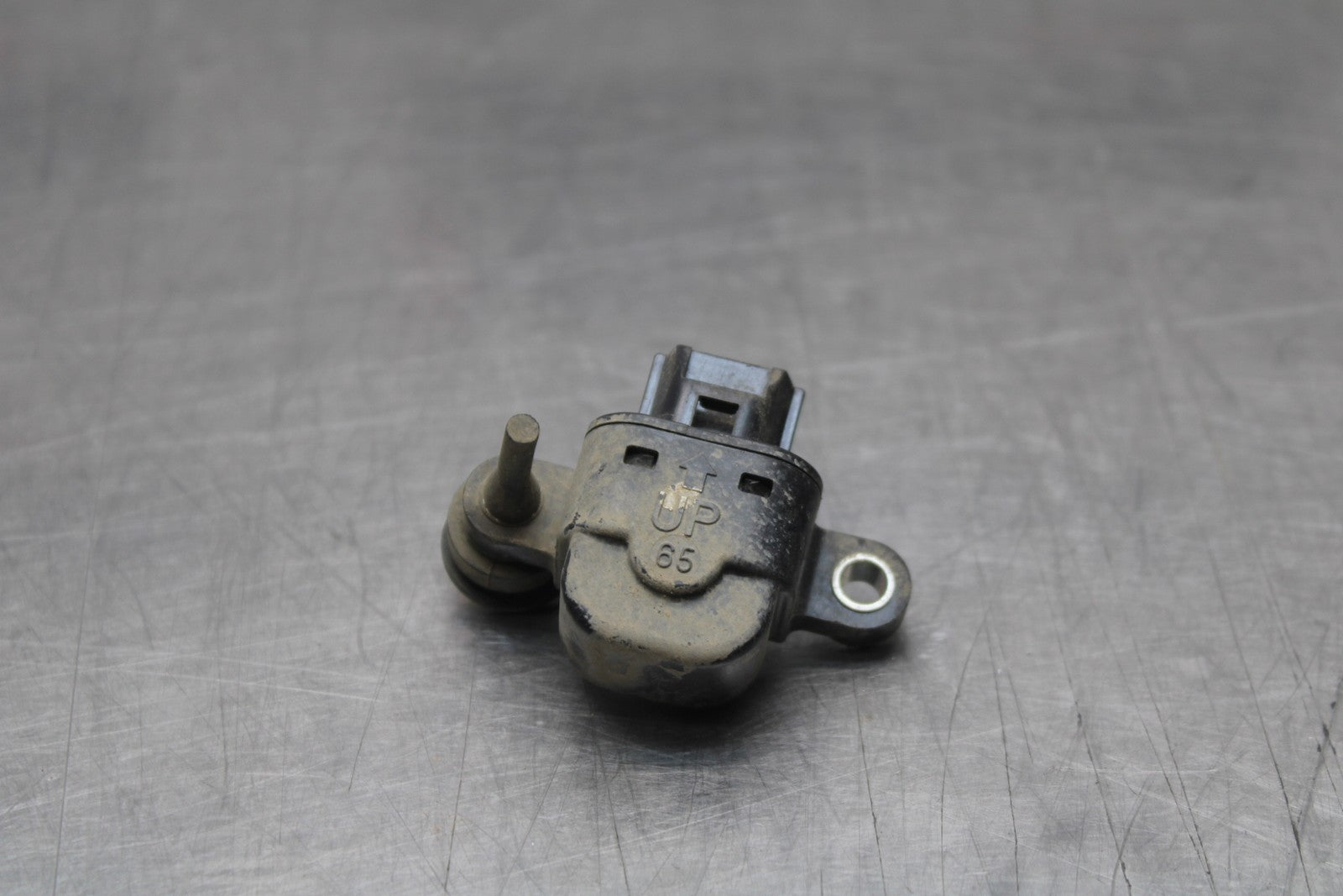 09-10 KAWASAKI ER-6N TIP OVER BANK ANGLE CRASH SENSOR SWITCH  BB205