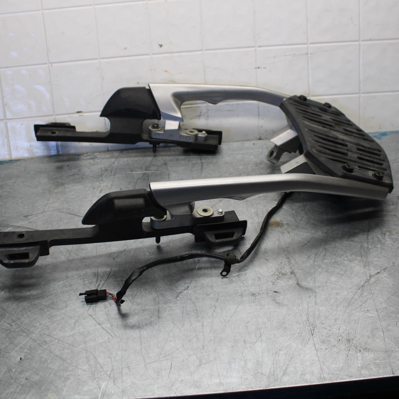 07-08 KAWASAKI CONCOURS 1400 ABS REAR RACK BACK GRAB BB449