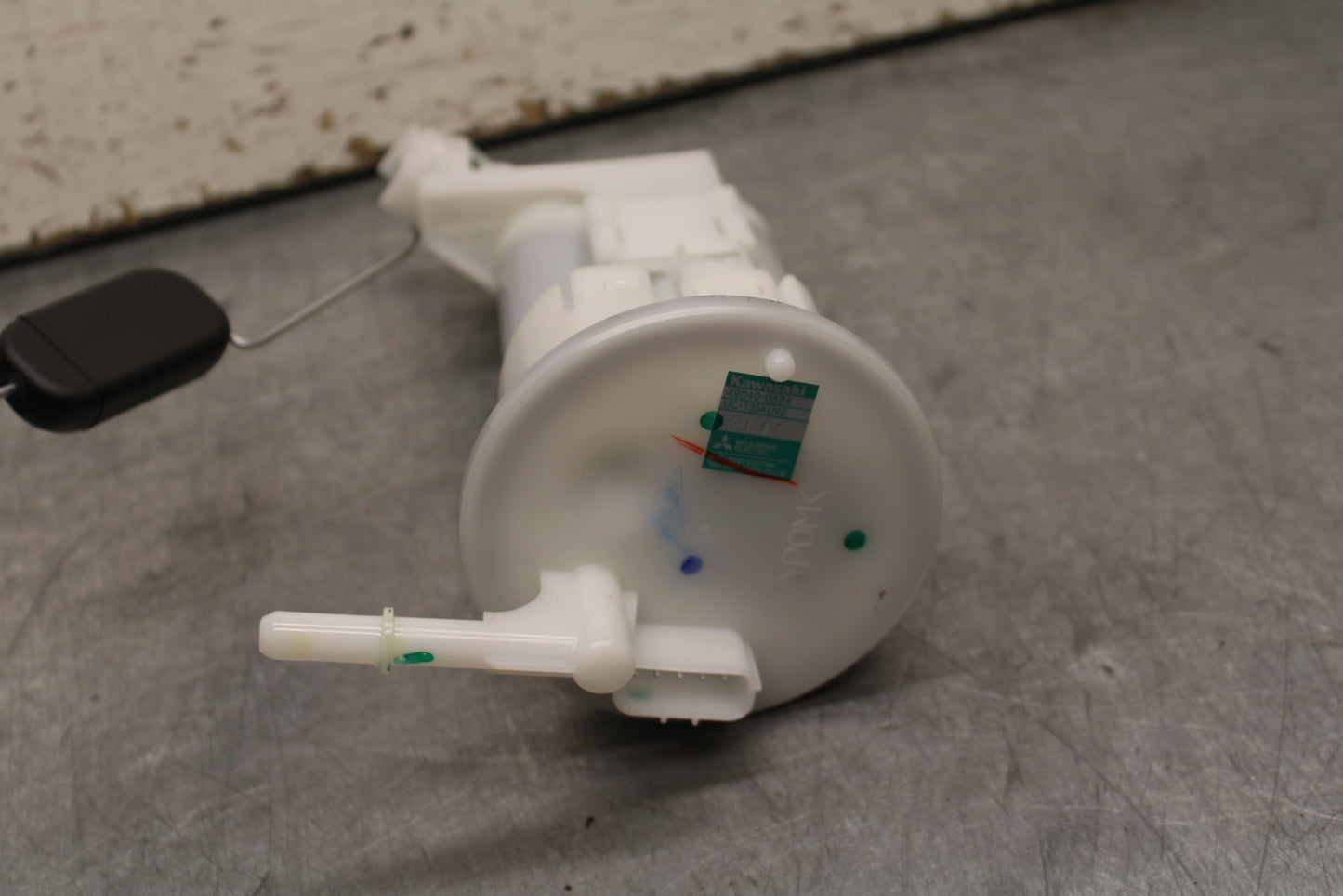 24 KAWASAKI NINJA 500 ABS FUEL PUMP GAS PETROL SENDER UNIT BB730