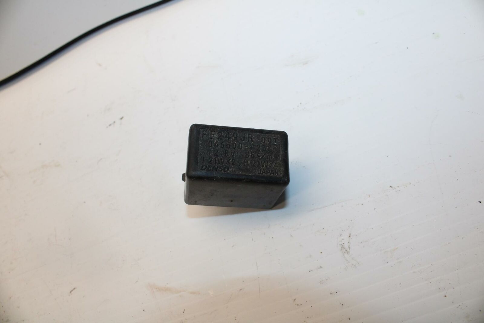 13-16 SUZUKI BANDIT 1250S ABS TURN SIGNAL BLINKER RELAY FLASHER  FUEL BB238