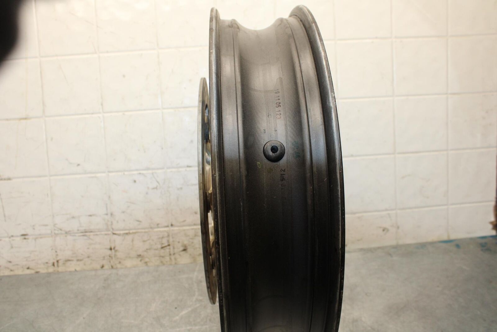 2006 Honda CBR600F4i FRONT LEFT RIGHT BRAKE ROTORS DISCS AND RIM WHEEL BB567