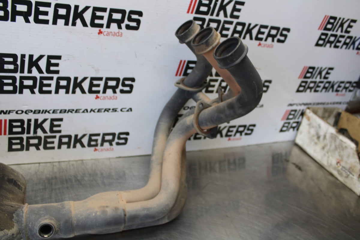 16 YAMAHA XSR900 FULL EXHAUST SYSTEM HEADERS PIPE MUFFLER BB786
