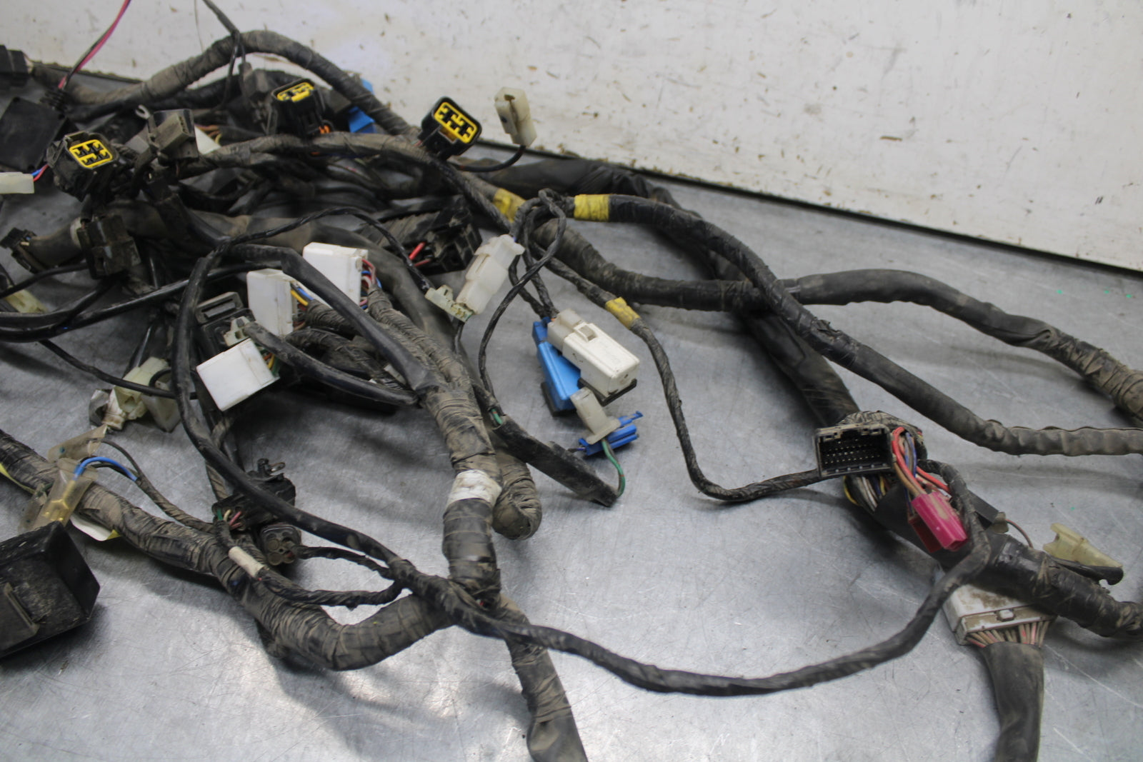 05-06 YAMAHA ROYAL STAR MAIN ENGINE WIRING HARNESS MOTOR WIRE LOOM BB697