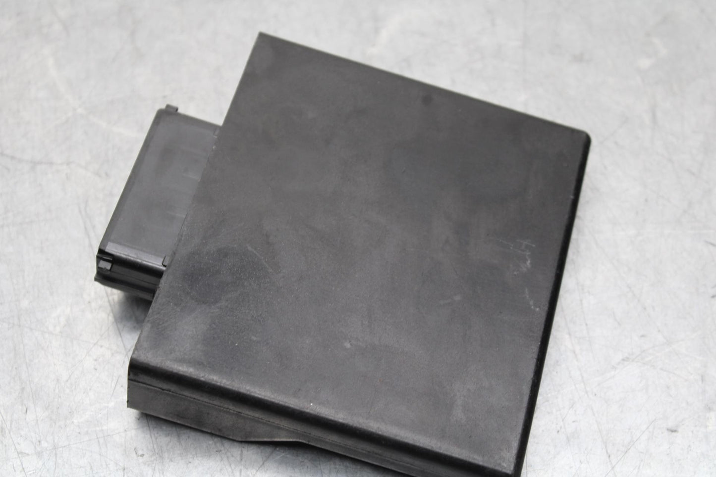 22-23 YAMAHA YZF R7 ECU COMPUTER CONTROLLER UNIT BLACK BOX CDI  BB583