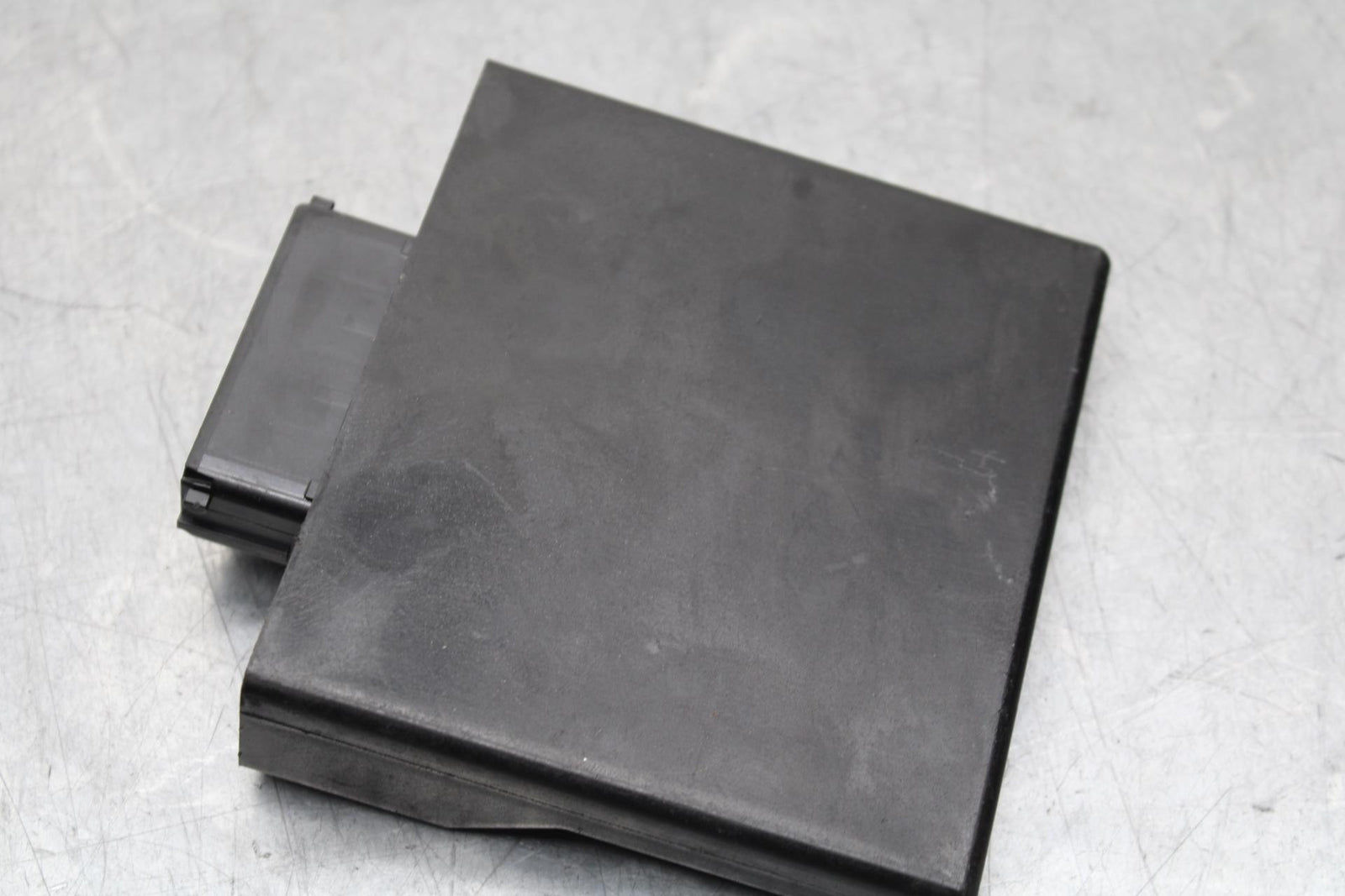 22-23 YAMAHA YZF R7 ECU COMPUTER CONTROLLER UNIT BLACK BOX CDI  BB583
