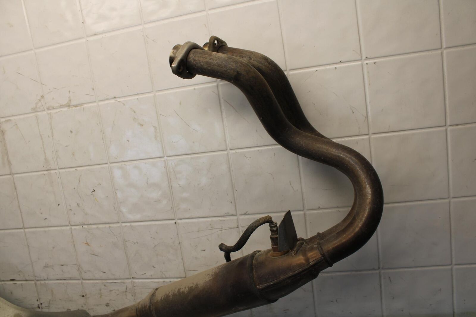 18 KAWASAKI Z 400 FULL EXHAUST SYSTEM HEADERS PIPE MUFFLER BB469