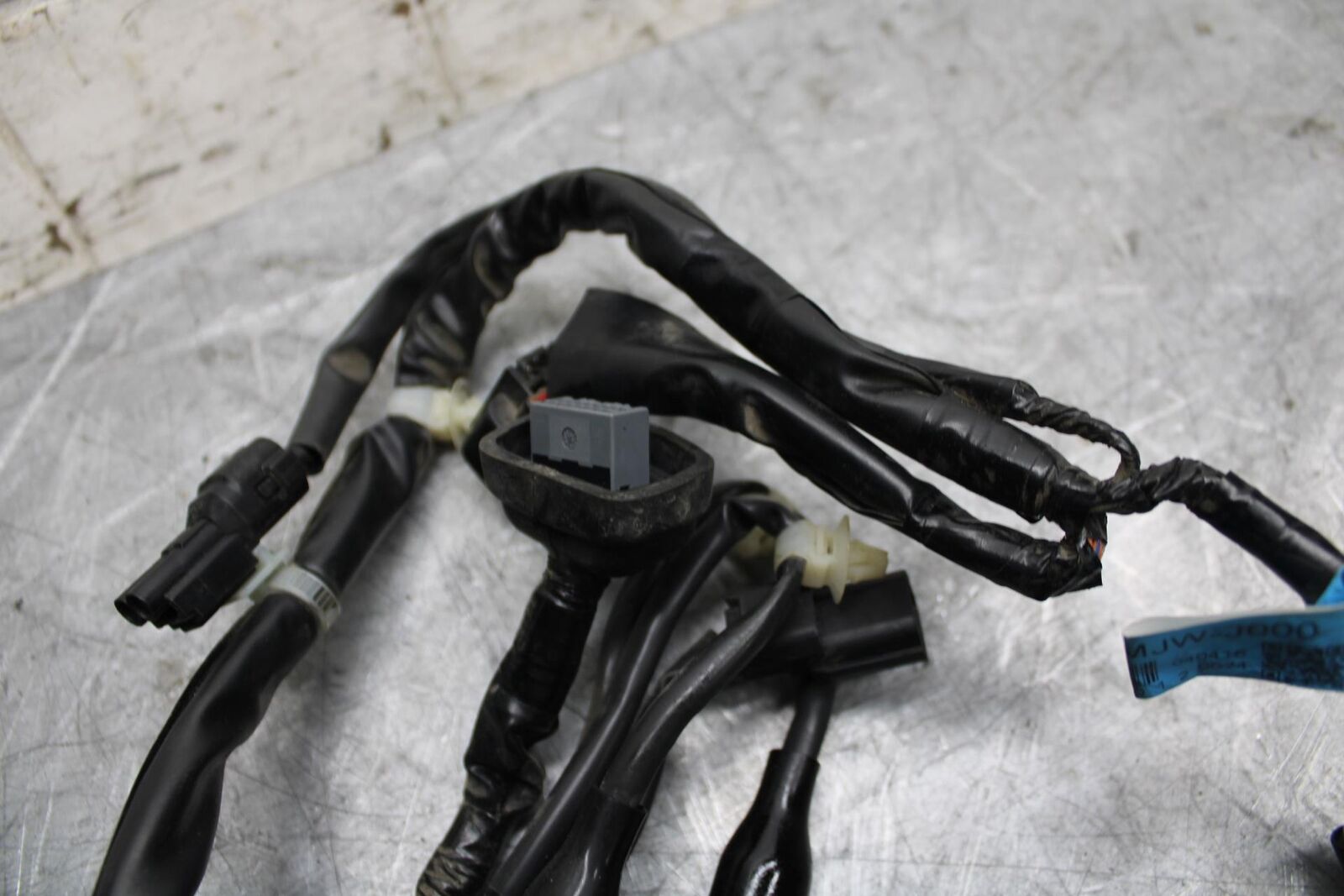 2016 Honda CBR500R HEADLIGHT SPEEDO GAUGES WIRING HARNESS WIRE LOOM BB45