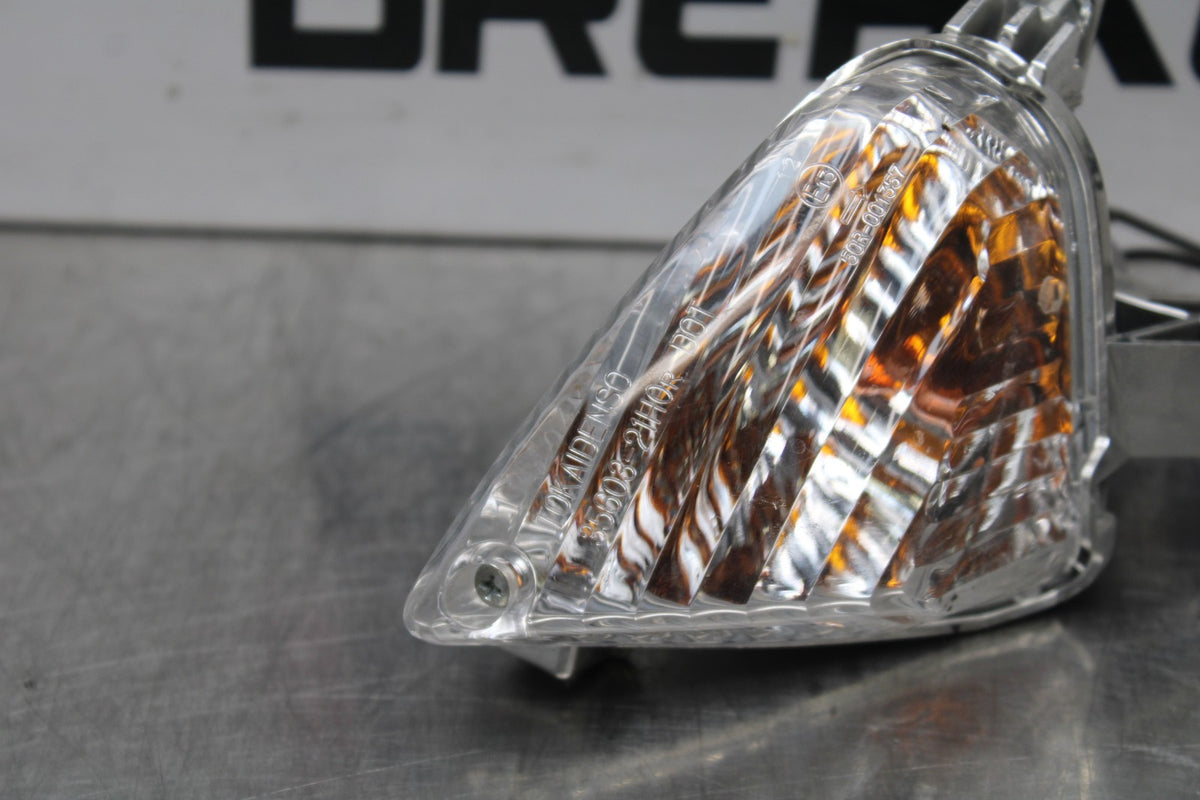 08-10 SUZUKI GSXR 600 RIGHT REAR BACK TURN SIGNAL LIGHT INDICATOR BB765