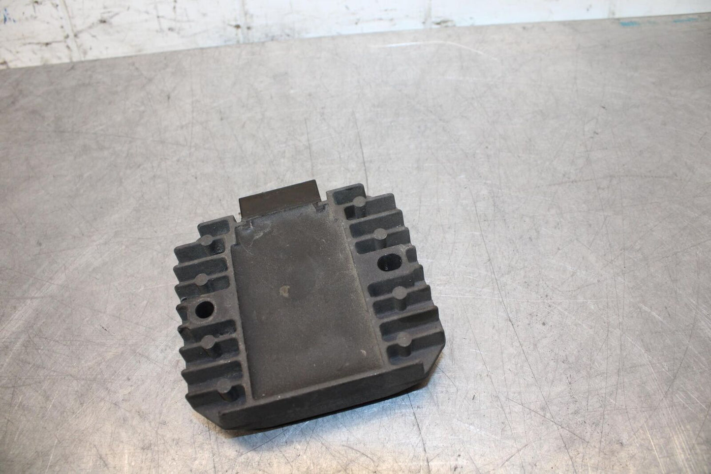 2001 Kawasaki Ninja ZX6 ZX600E RECTIFIER VOLTAGE REGULATOR BB547