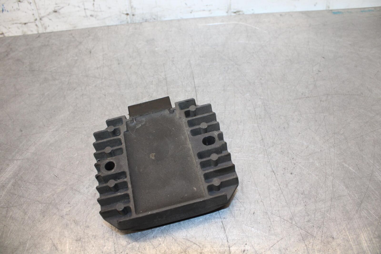 2001 Kawasaki Ninja ZX6 ZX600E RECTIFIER VOLTAGE REGULATOR BB547