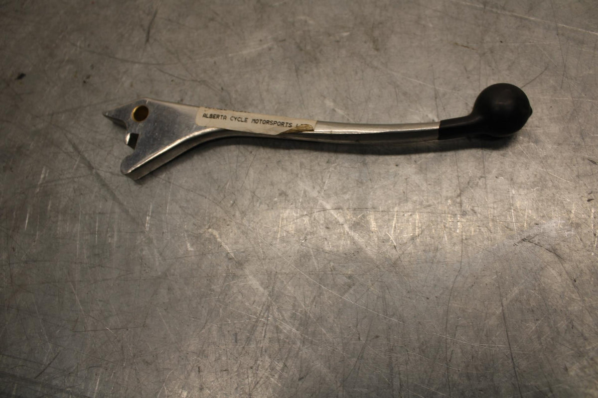 1975 Suzuki GT550 750 RIGHT CLIPON HANDLEBAR BRAKE LEVER 57420-45010 BB36