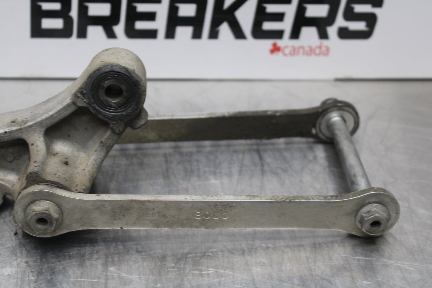 04-05 KAWASAKI NINJA ZX10R REAR DOGBONE SHOCK LINKAGE LINK BB163