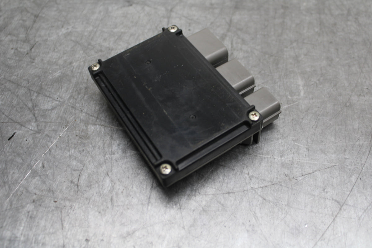24-25 KAWASAKI NINJA ZX6R RELAY ASSEMBLY FUSE BOX BB726