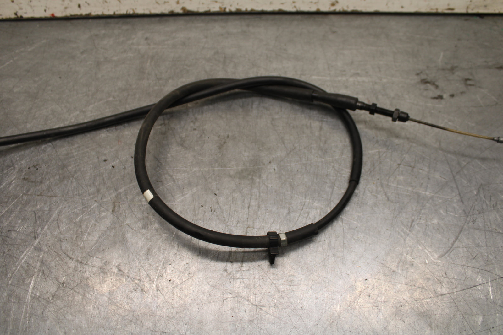06 YAMAHA YZF R6 CLUTCH CABLE LINE 2C0-26335-00-00 BB716