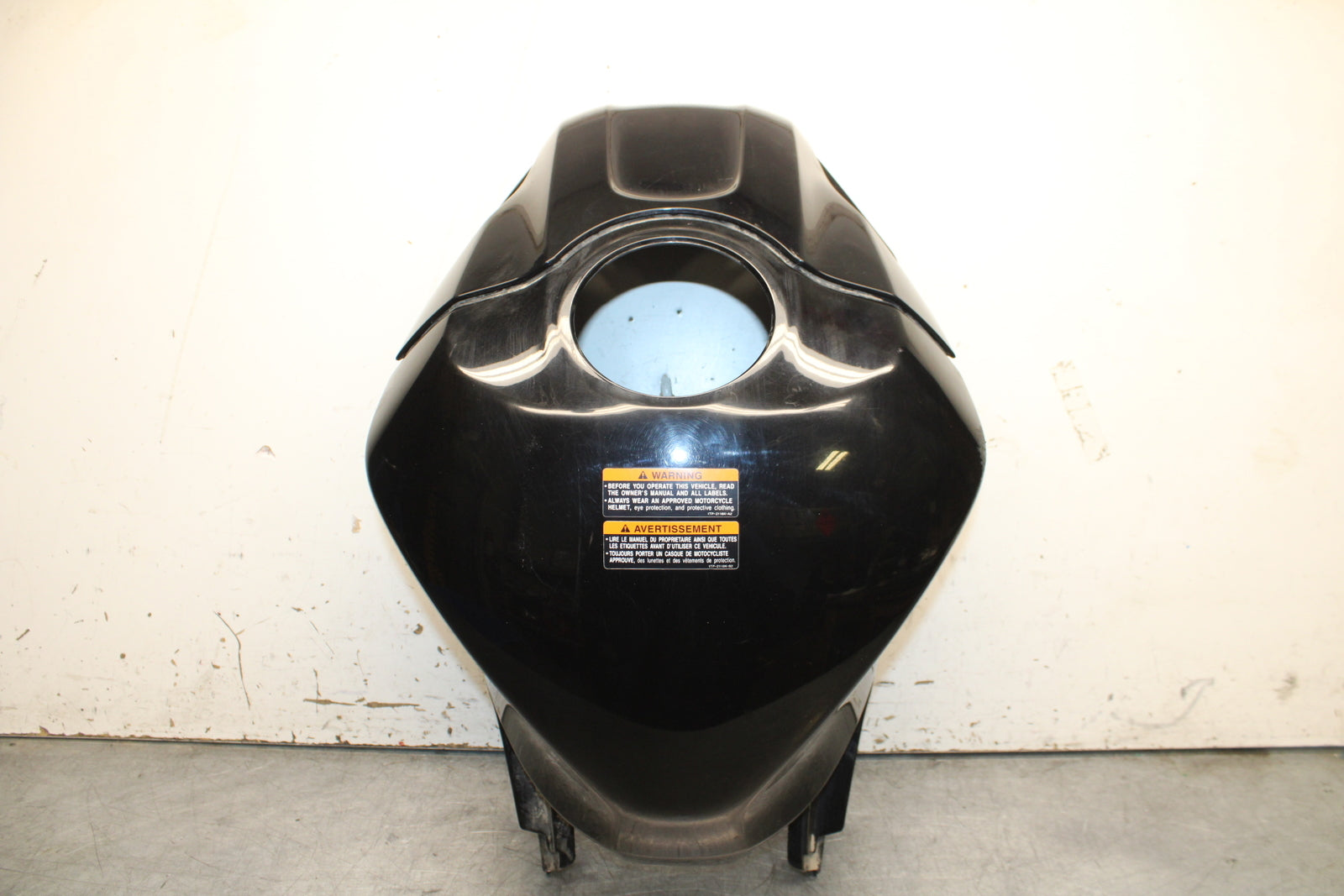 19-24 YAMAHA R3 GAS TANK FUEL CELL COVER FAIRING COWL BB736