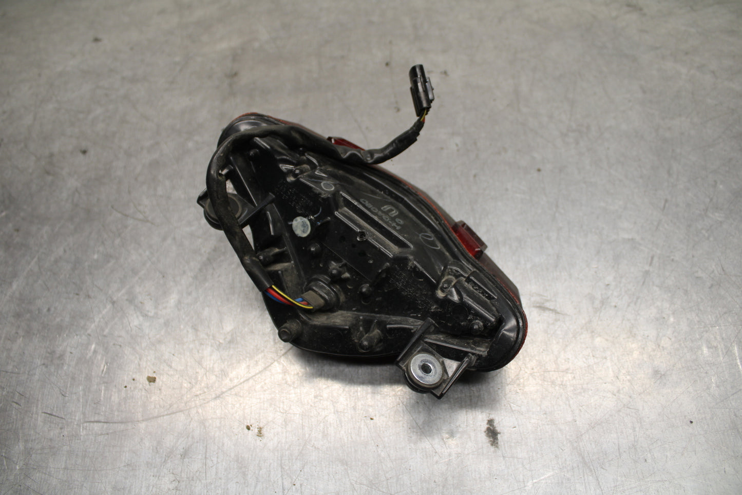 14-15 KAWASAKI NINJA 650 EX650F ABS REAR TAIL TAILLIGHT BACK BRAKE LIGHT BB741