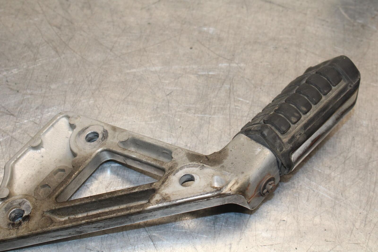 1985 Honda Shadow 500 VT500C REAR FOOT RESTS PEGS STEPS SET PAIR BB615