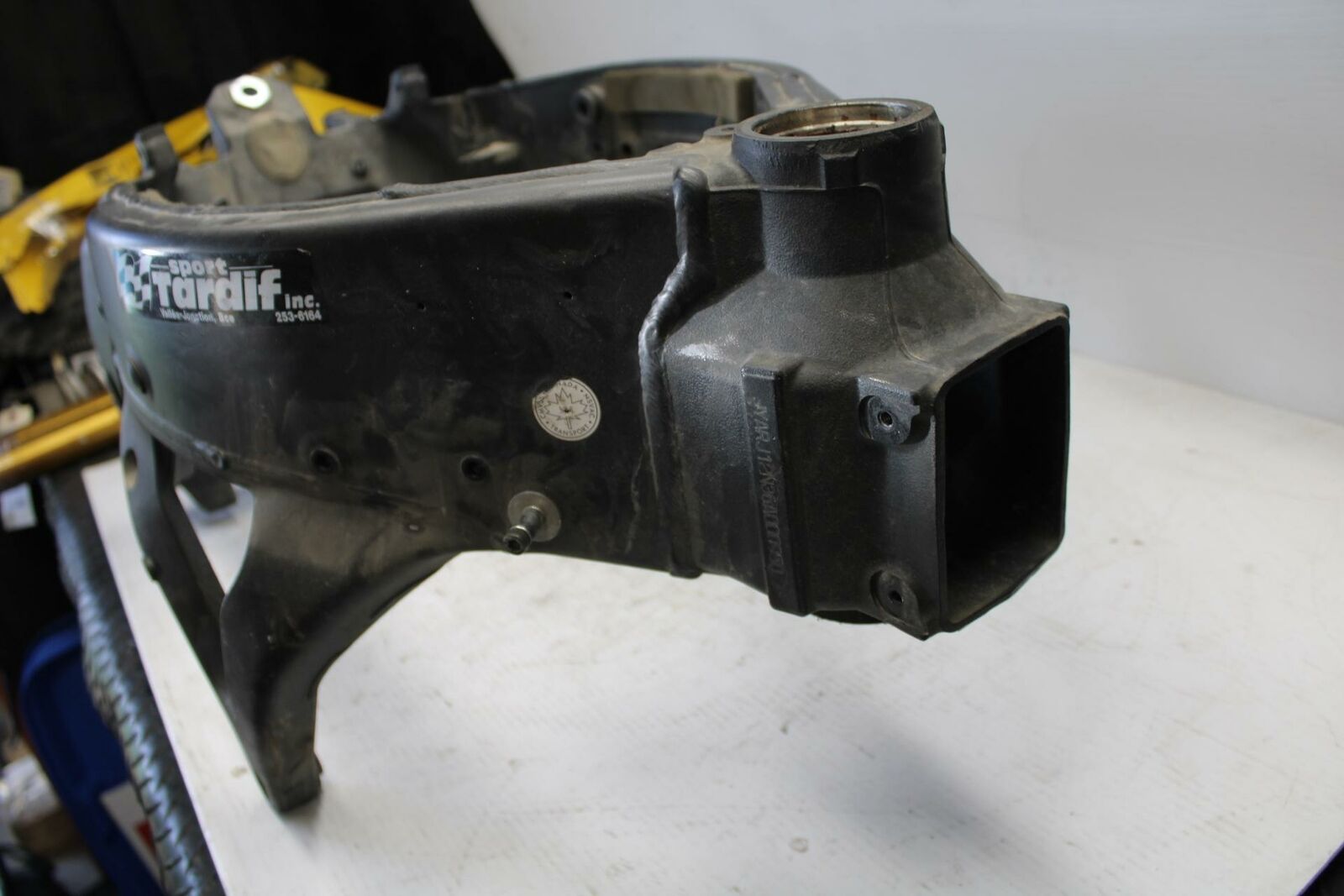 07 YAMAHA YZF R6 2c0 FRAME CHASSIS BB297