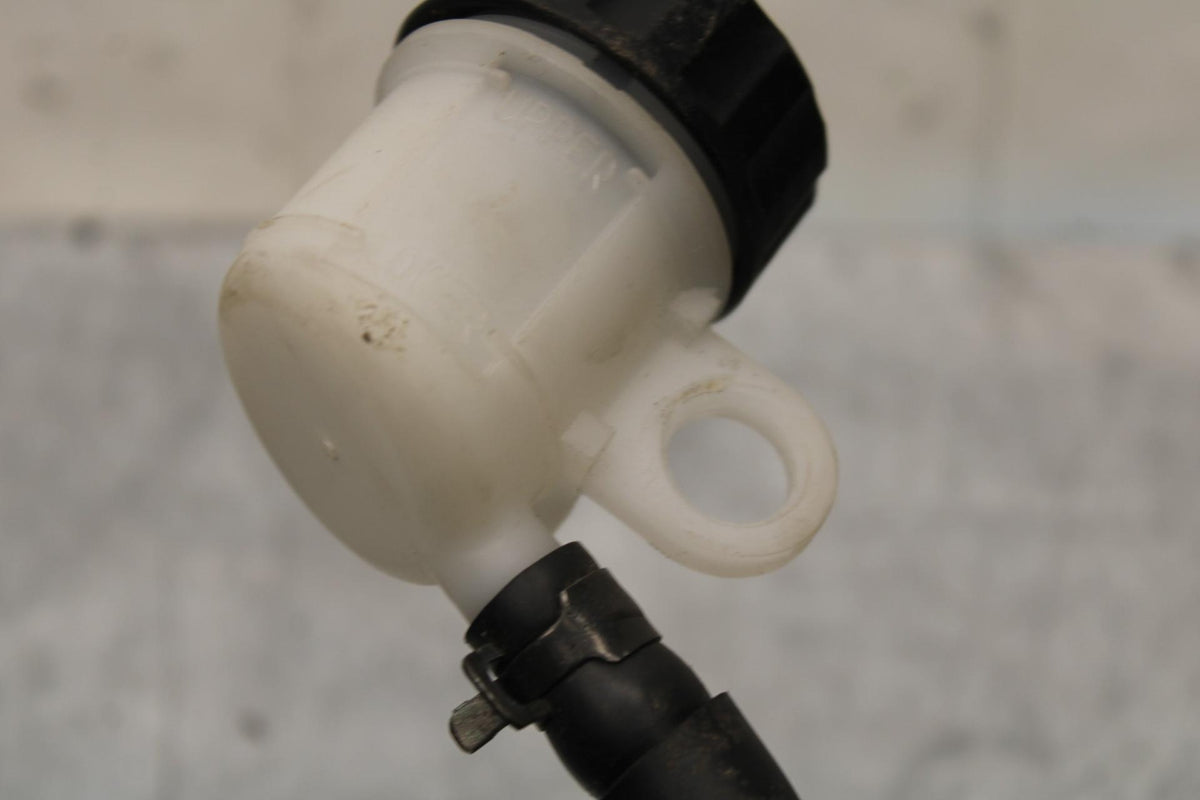 2001 Suzuki GSXR600 REAR BRAKE MASTER CYLINDER W RESERVOIR 69600-33C00 BB584