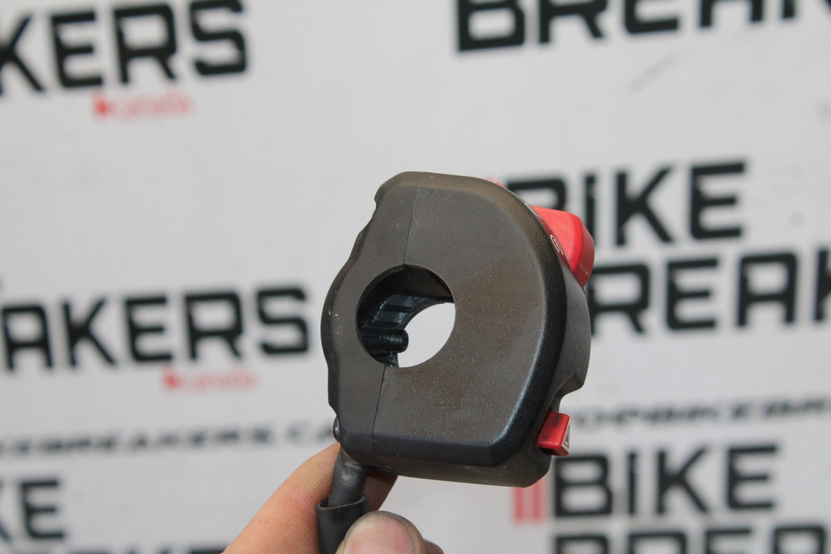 20 TRIUMPH STREET TRIPLE 765 RIGHT HANDLE KILL OFF START SWITCH SWITCHES BB864