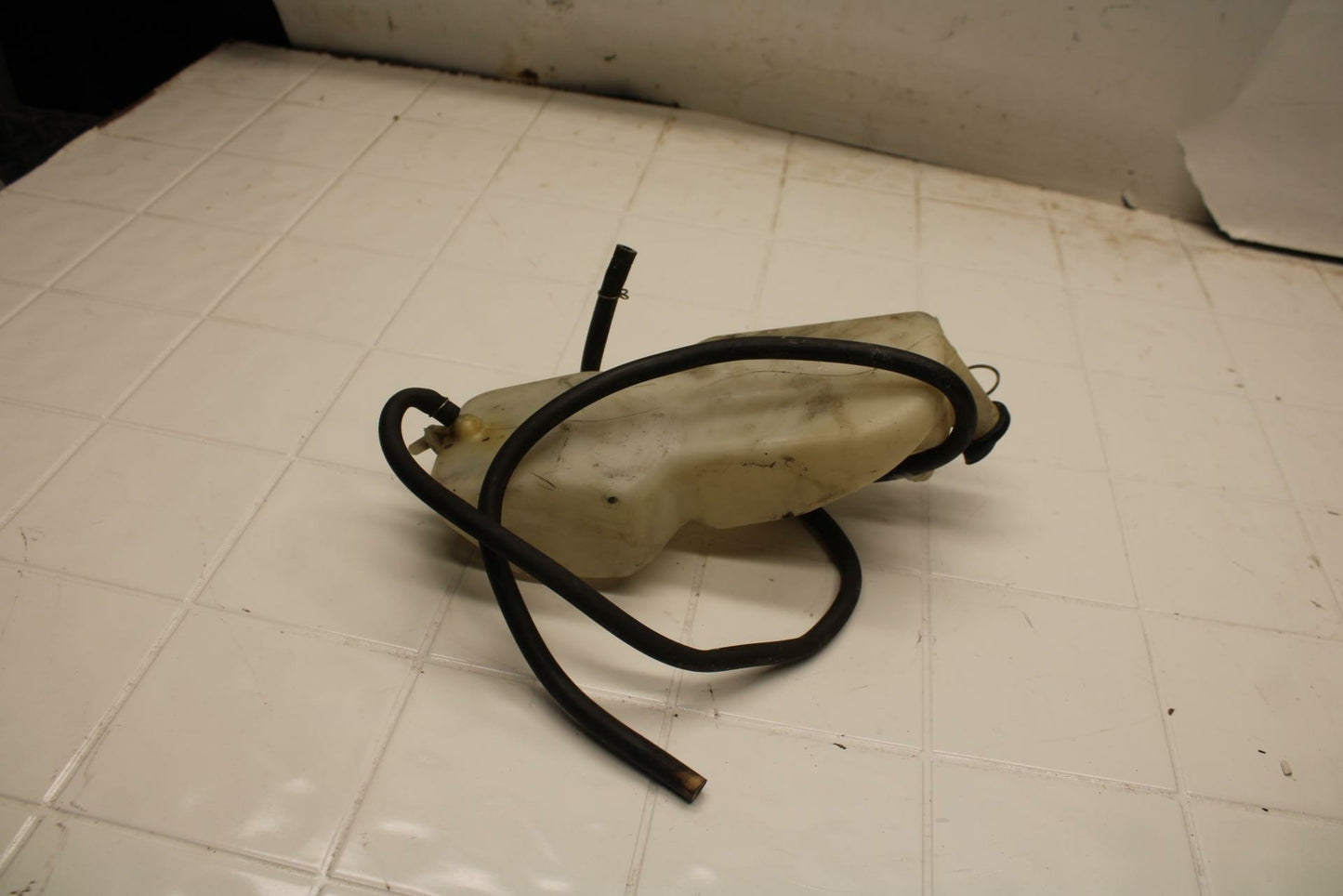 00-01 HONDA RVT1000R RC51 COOLANT WATER TANK RESERVOIR BOTTLE BB03