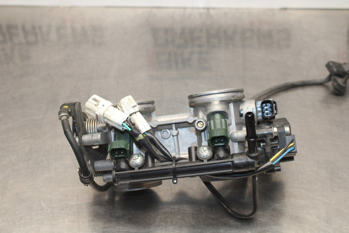 06-07 KAWASAKI NINJA 650R EX650A MAIN FUEL INJECTORS / THROTTLE BODIES BB774