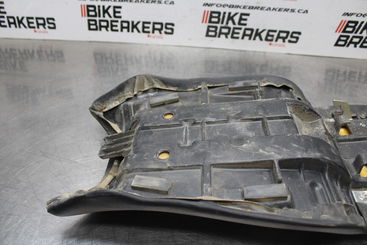 98-05 HONDA SUPER HAWK 1000 VTR1000F FRONT REAR SEAT SADDLE BB821