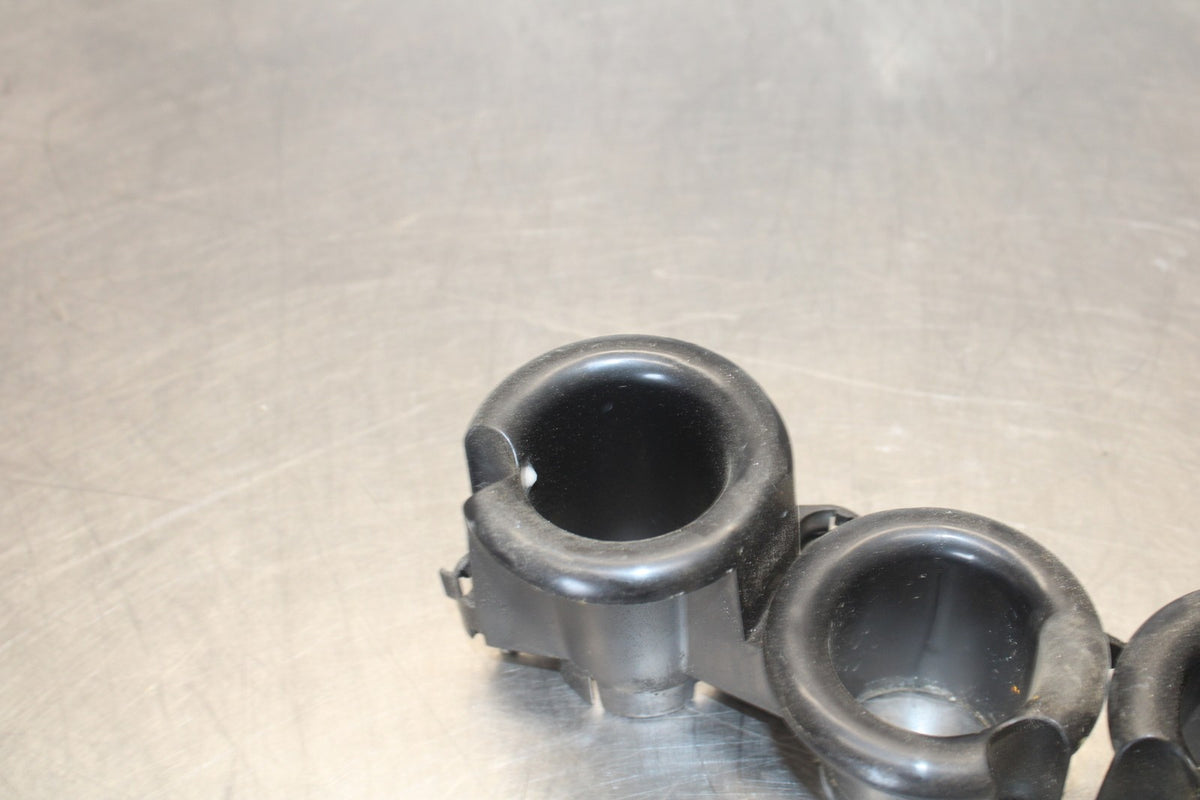 05-06 HONDA CBR600RR AIRBOX INTAKE VELOCITY STACKS BB893