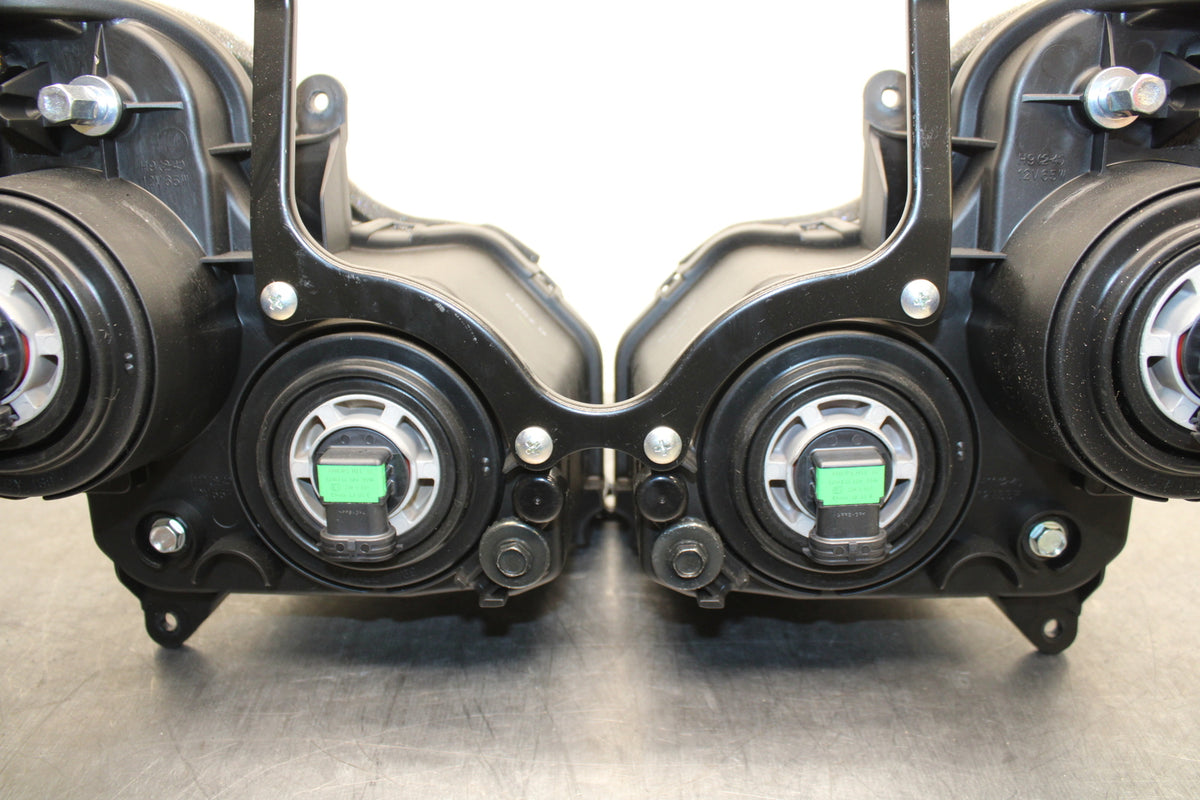 12-25 KAWASAKI NINJA ZX14R NEW!! FRONT HEADLIGHT HEAD LIGHT LAMP BB757