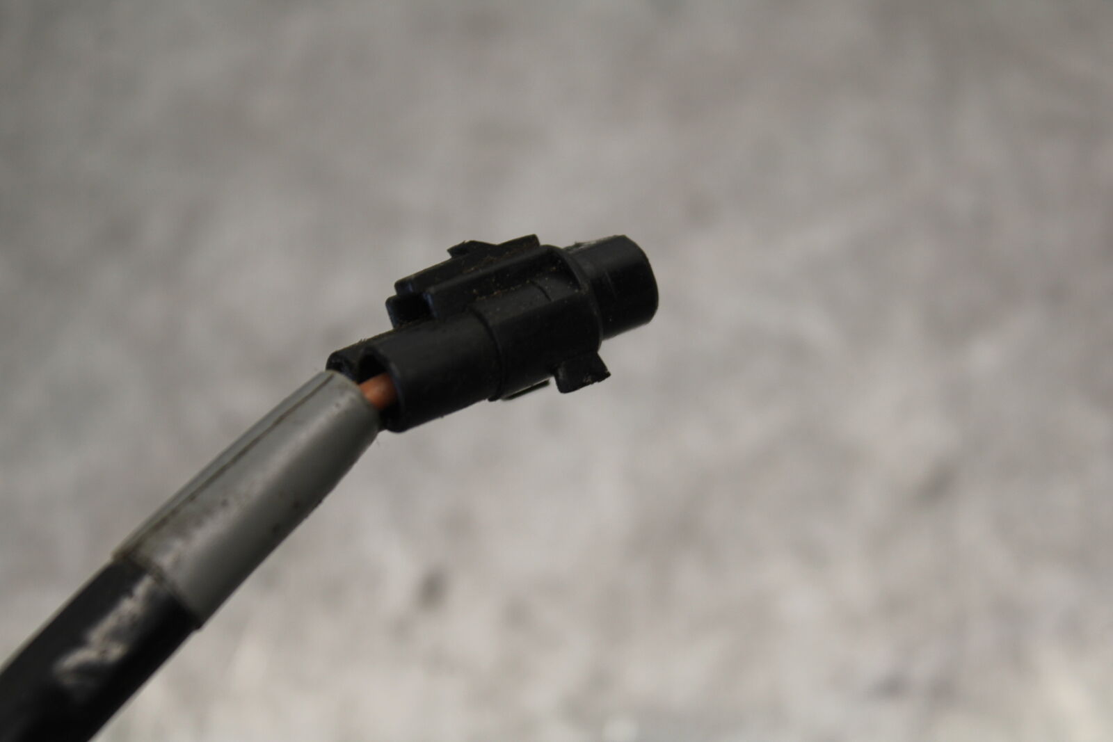 08-16 YAMAHA YZF R6 REAR BACK BRAKE SENSOR 13S-82530-00-00 BB665