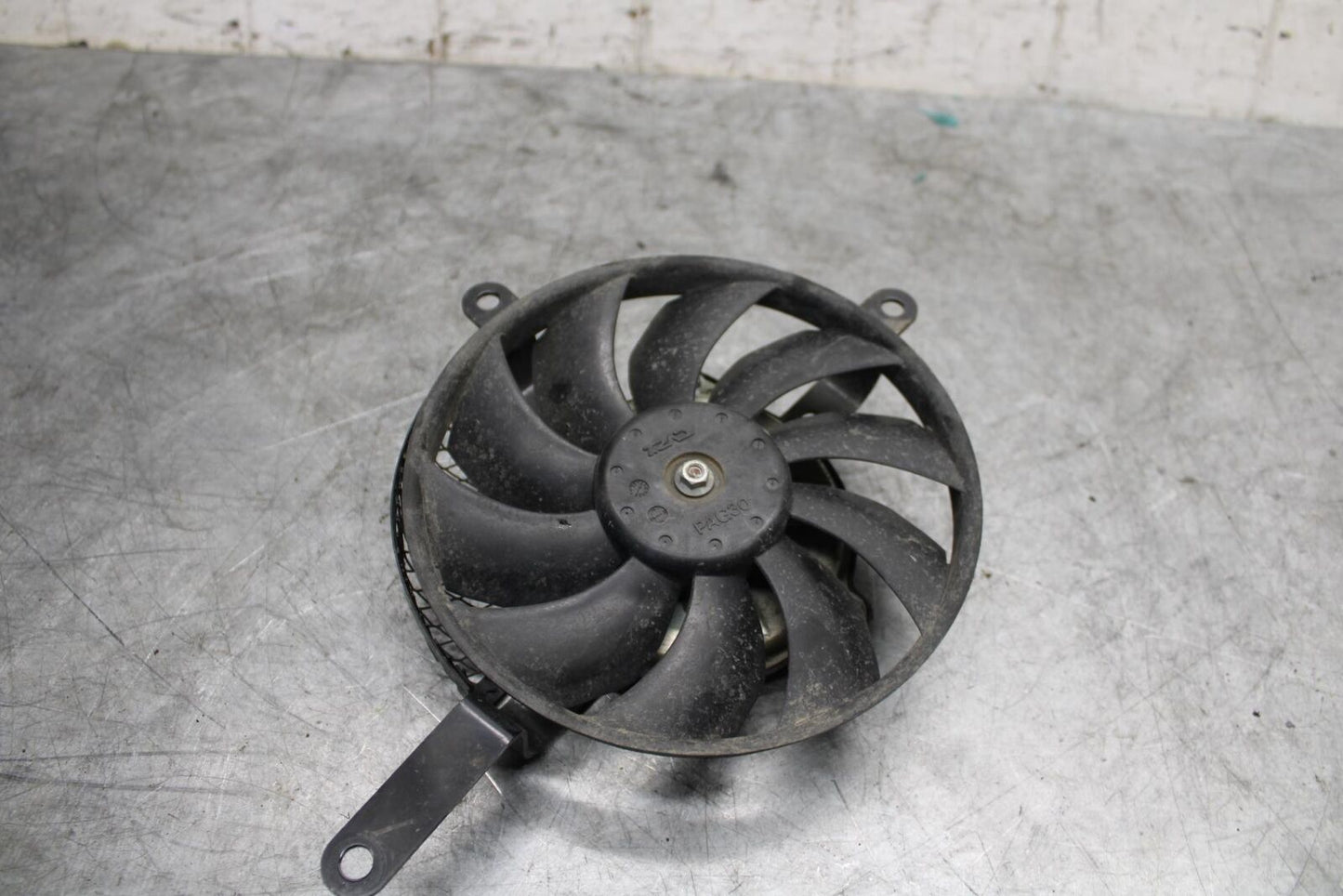 06-07 SUZUKI GSXR600 ENGINE RADIATOR COOLING FAN 17800-01H00 BB543#C
