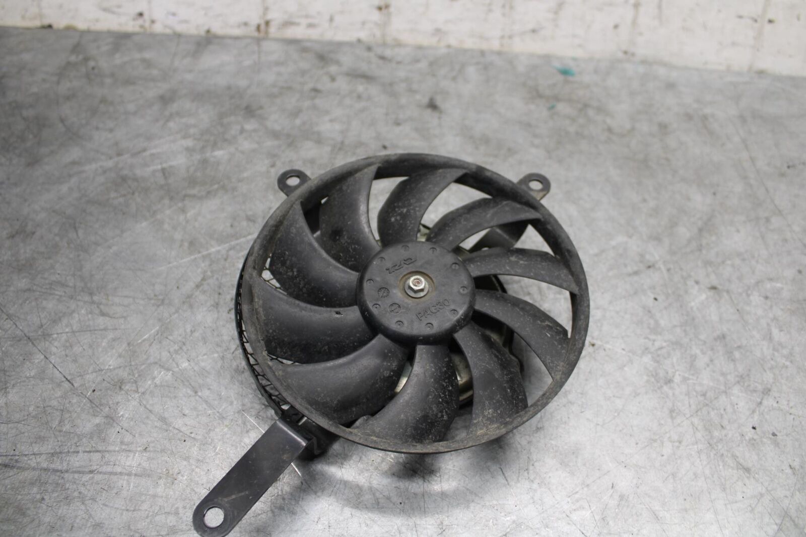 06-07 SUZUKI GSXR600 ENGINE RADIATOR COOLING FAN 17800-01H00 BB543#C