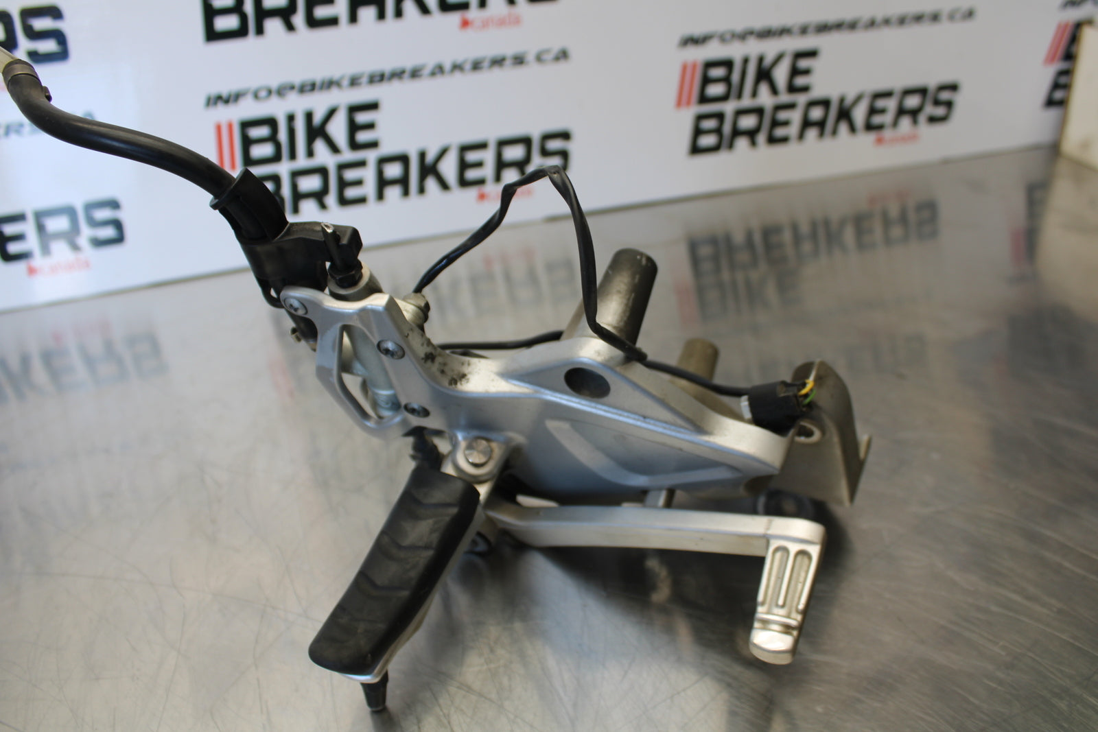 06-12 BMW F800ST RIGHT REARSET REAR SET DRIVER FOOT PEG REST STOP BB144