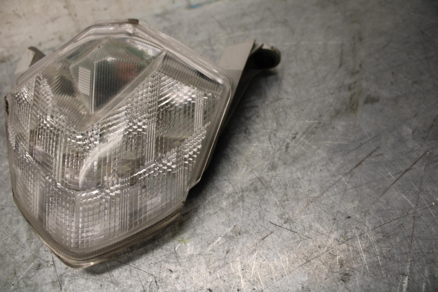 2009 Kawasaki Ninja ZX6R REAR TAIL TAILLIGHT BACK BRAKE LIGHT 23025-0059  BB44