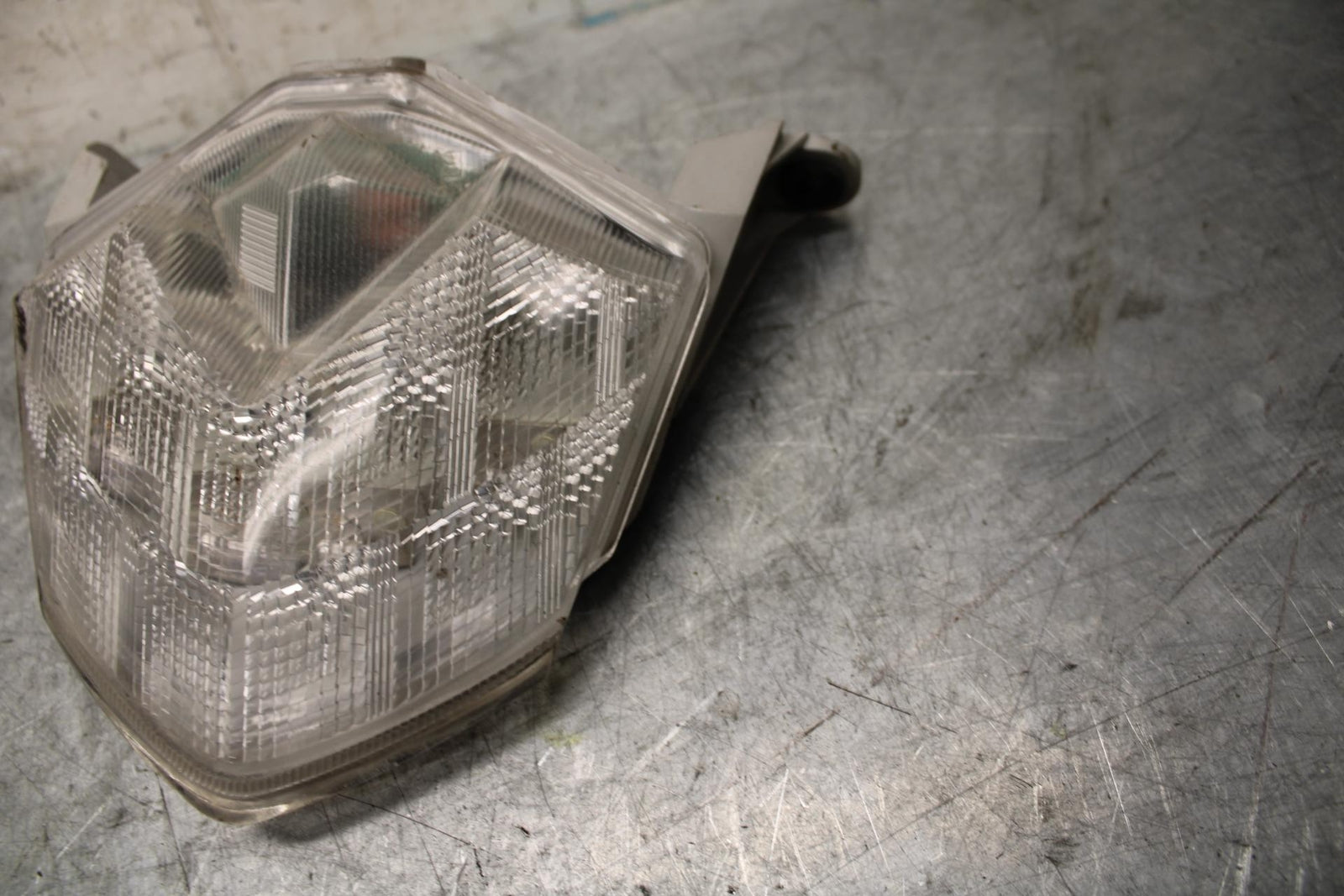 2009 Kawasaki Ninja ZX6R REAR TAIL TAILLIGHT BACK BRAKE LIGHT 23025-0059  BB44