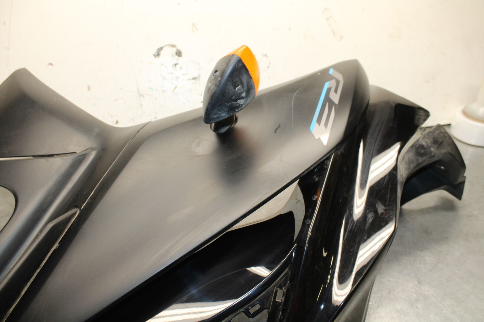 19-24 YAMAHA R3 LEFT LOWER MID UPPER SIDE FAIRING COWL BB736