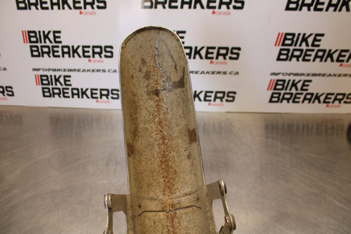 76-77 HONDA GOLDWING 1000 FRONT WHEEL FENDER BB171