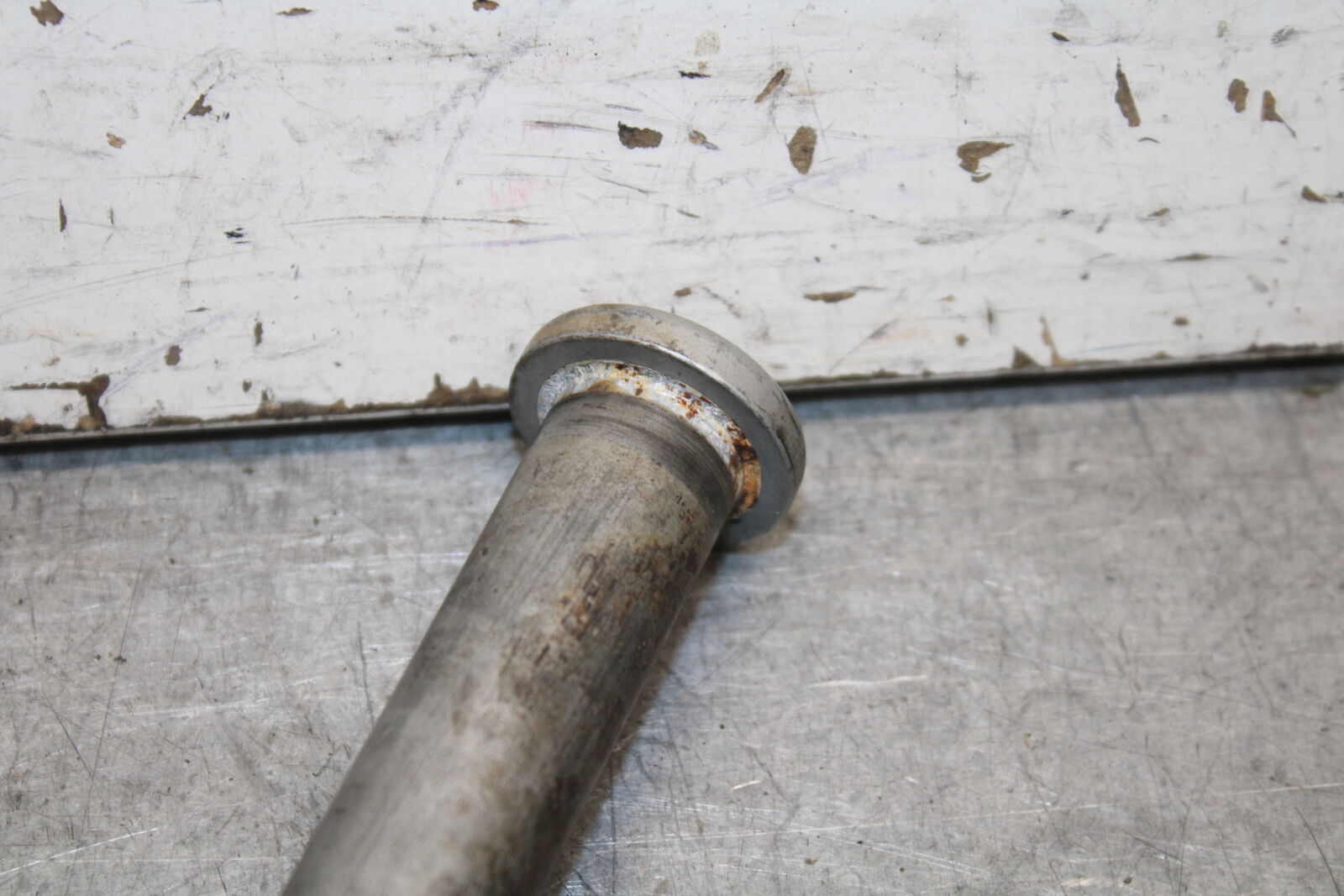 04-12 HONDA ST1300A REAR AXLE BACK WHEEL RIM PIVOT BOLT AXEL BB669