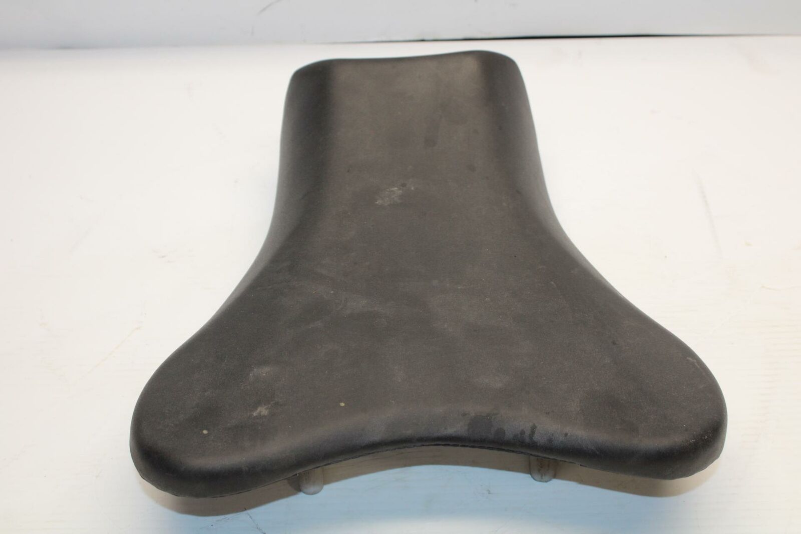 08 SUZUKI GSXR1000 FRONT DRIVERS SEAT PAD SADDLE PILLION BB263