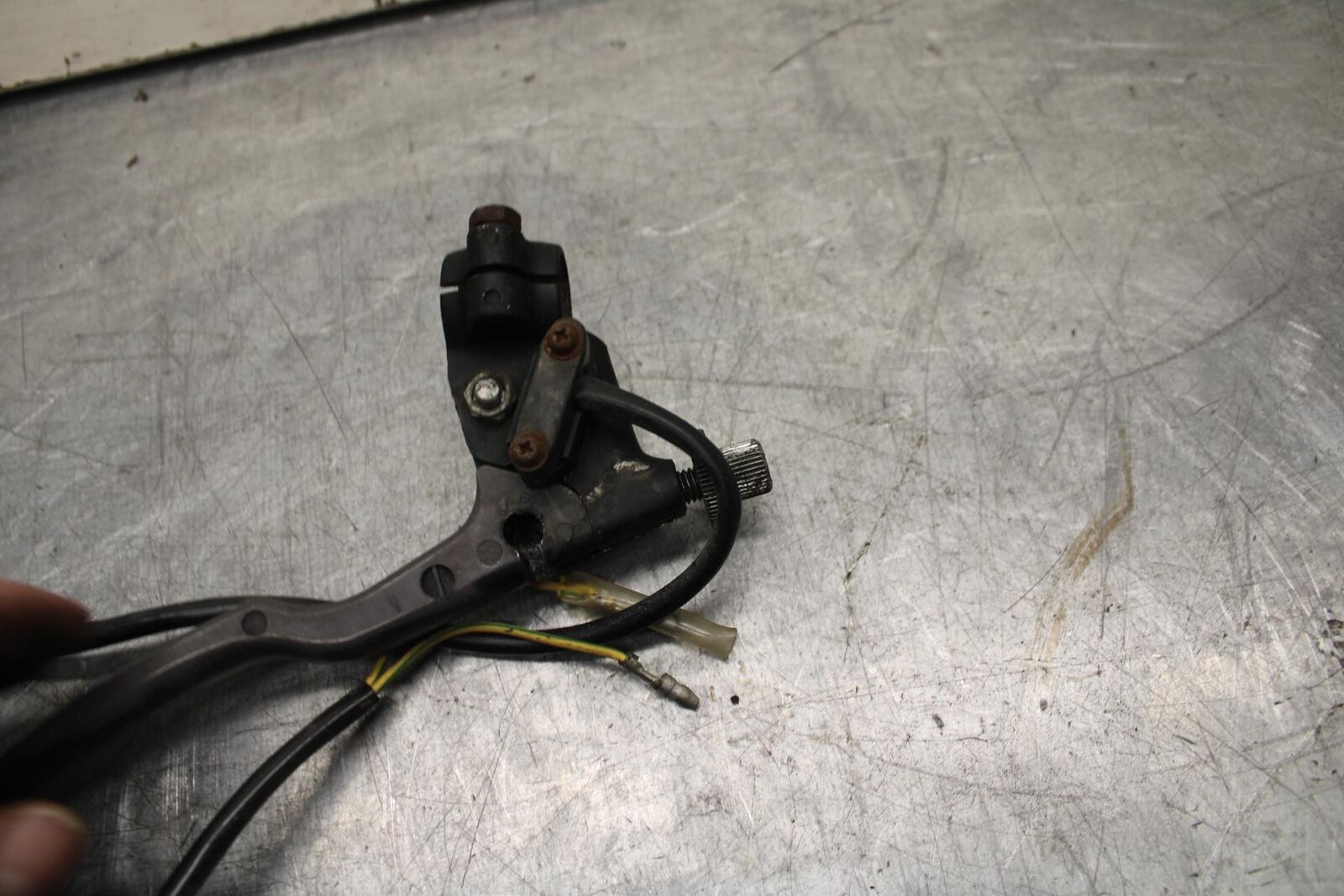 80-81 SUZUKI GS1000 G CLUTCH PERCH MOUNT WITH LEVER  BB91