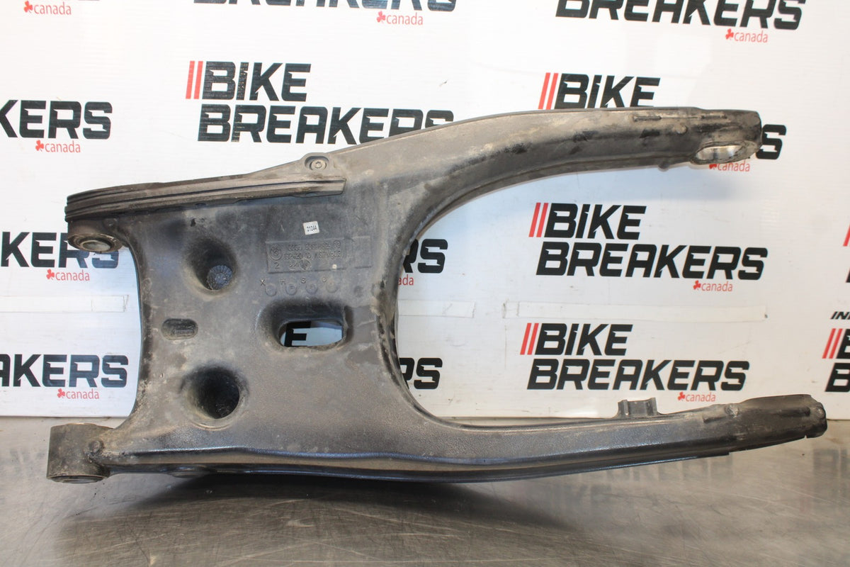 19 BMW F750GS REAR SWINGARM BACK SUSPENSION SWING ARM BB938