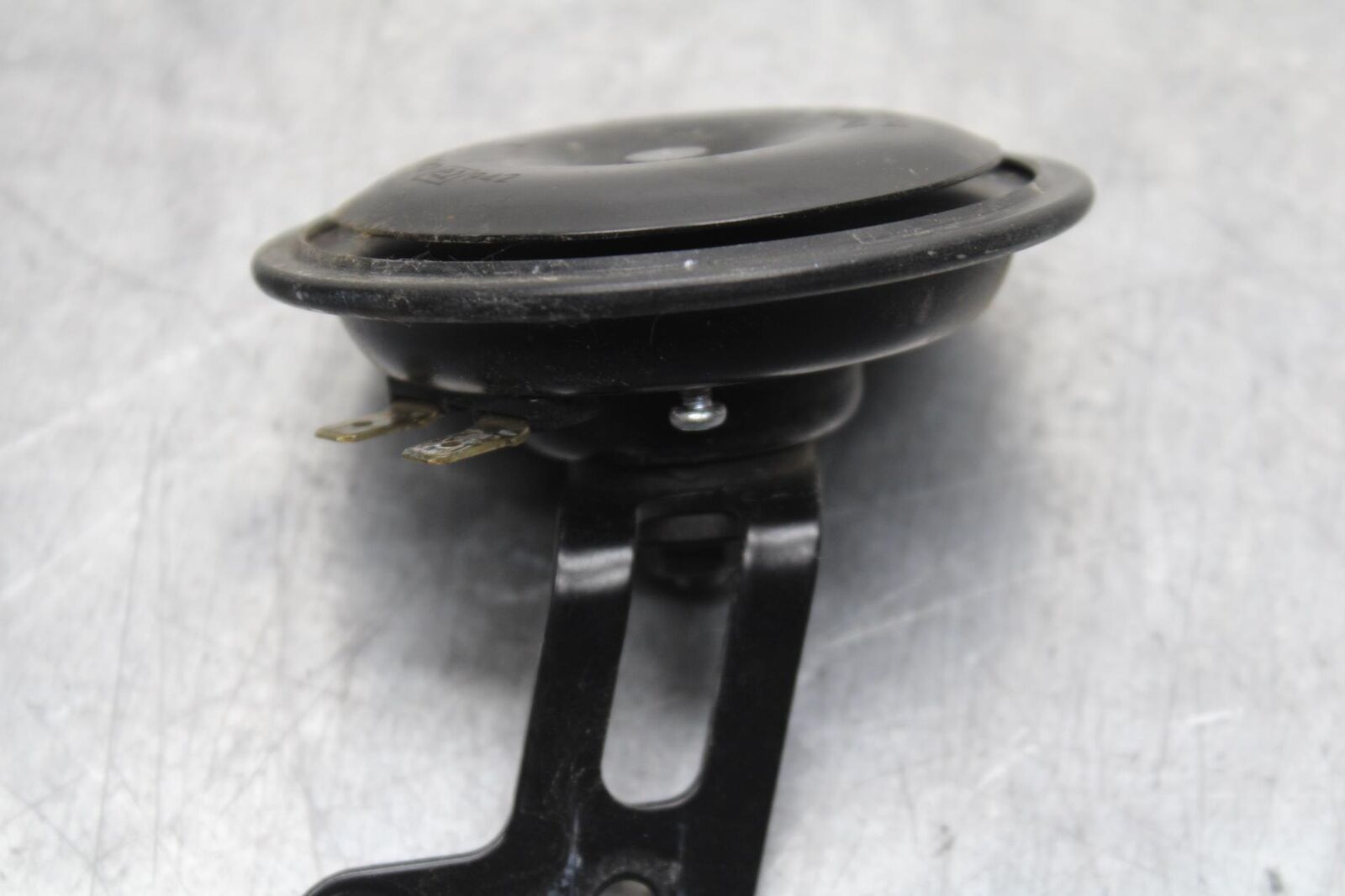 20 SUZUKI GSXR 1000 HORN SIGNAL BB597