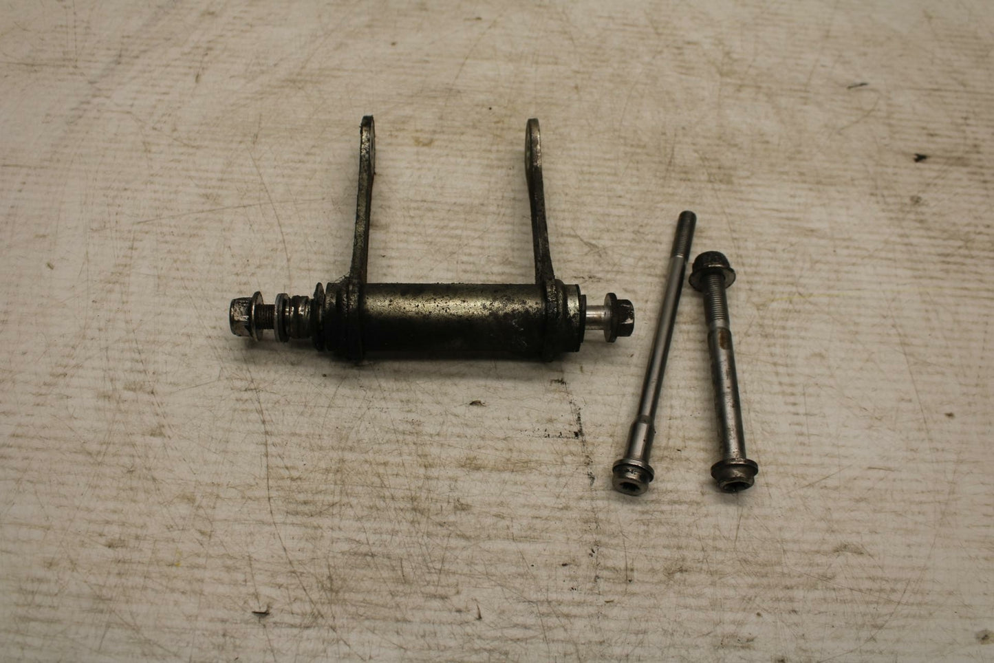 08-11 TRIUMPH SPEED TRIPLE REAR DOGBONE SHOCK LINKAGE LINK BB366
