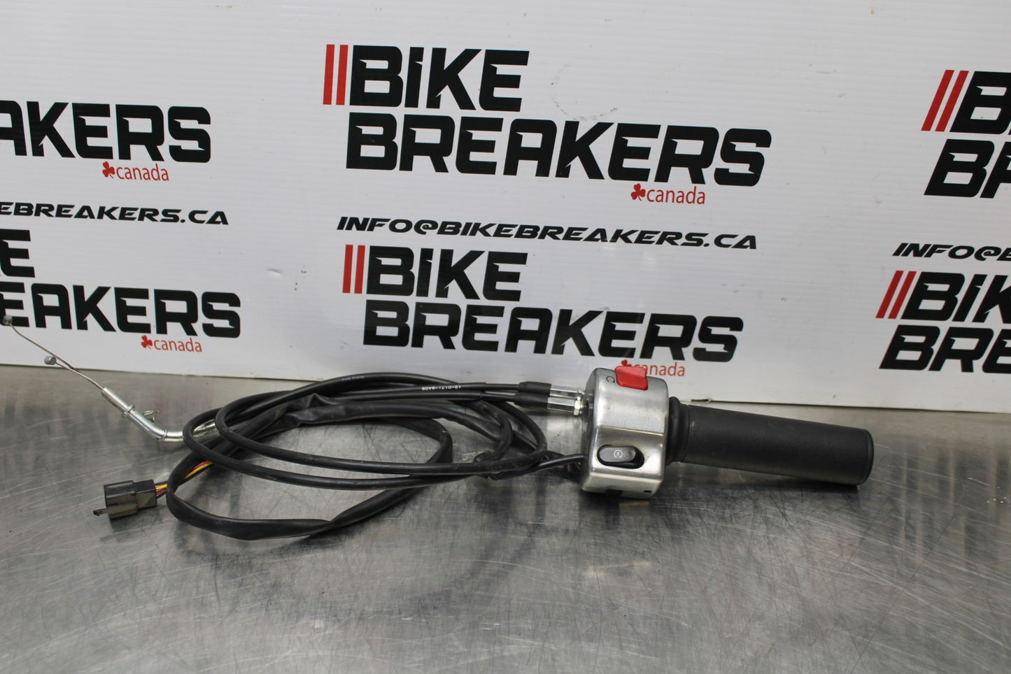 08 KAWASAKI VULCAN 900 RIGHT CLIP ON HANDLE KILL OFF START SWITCH SWITCHES BB184