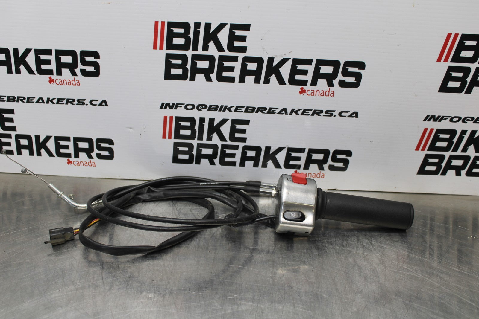 08 KAWASAKI VULCAN 900 RIGHT CLIP ON HANDLE KILL OFF START SWITCH SWITCHES BB184