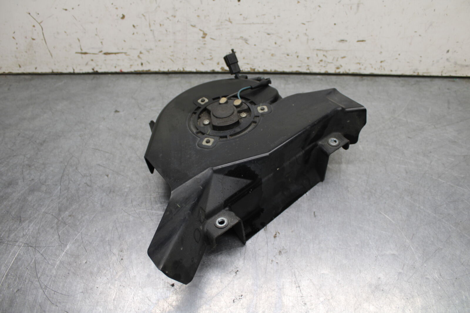 19-22 KAWASAKI Z400 ENGINE RADIATOR COOLING FAN BB738