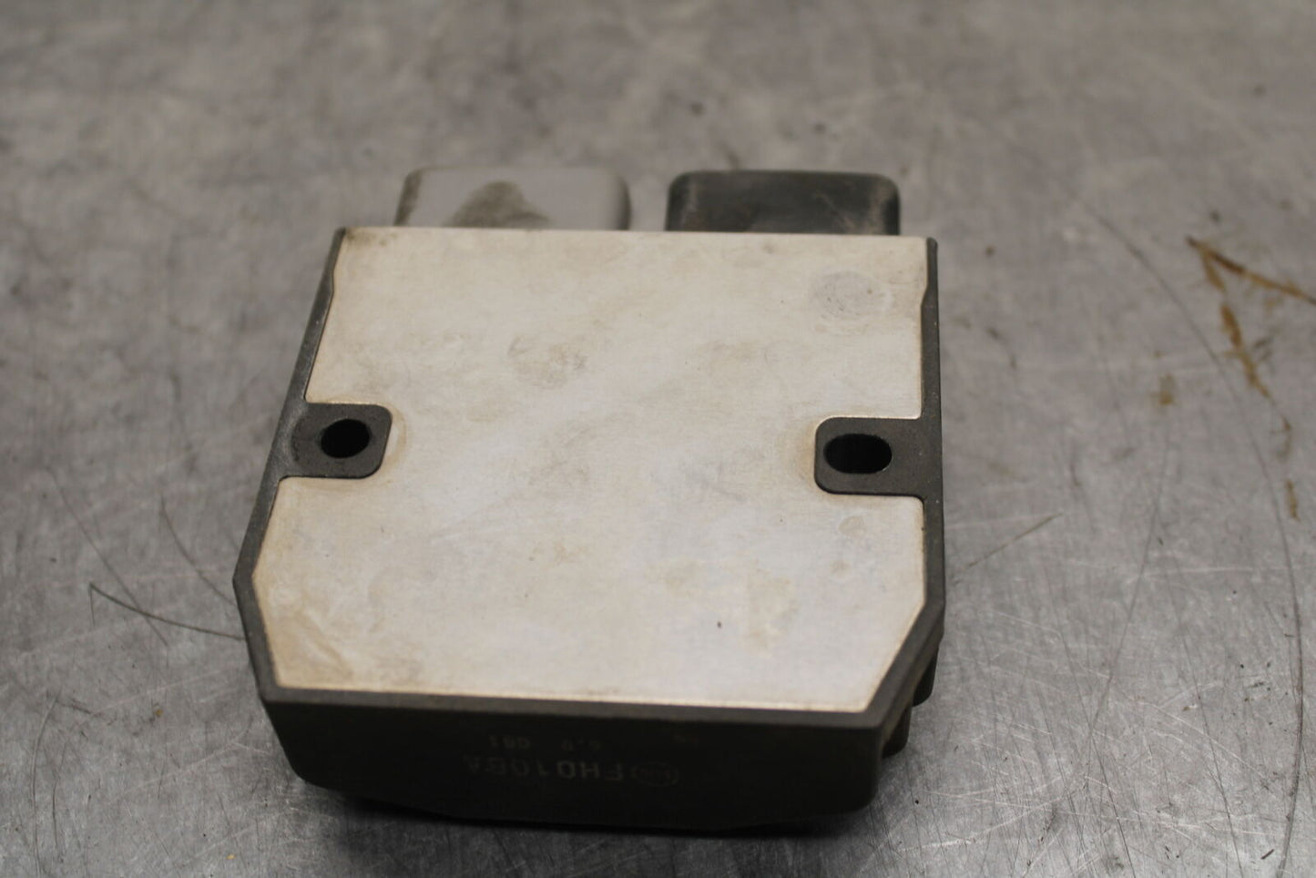 06-07 KAWASAKI NINJA ZX10R RECTIFIER VOLTAGE REGULATOR BB115